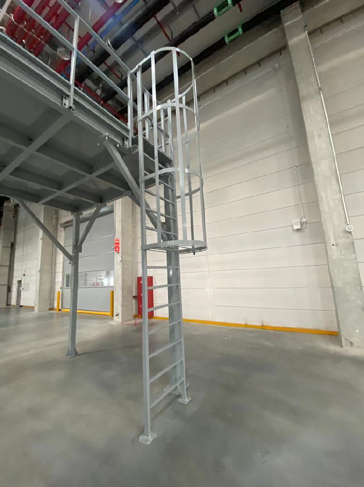 工厂结构台 楼梯